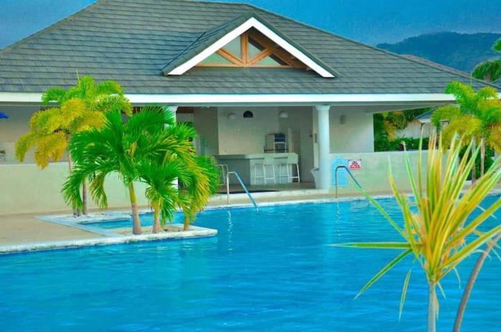 Villa @ The Palms - Ocho Rios Richmond Exterior photo