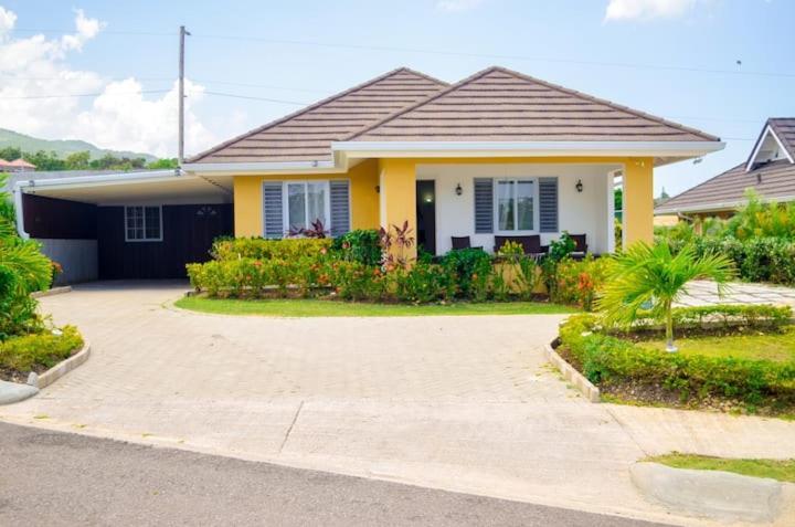 Villa @ The Palms - Ocho Rios Richmond Exterior photo