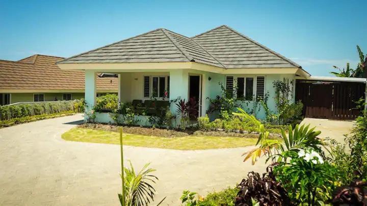 Villa @ The Palms - Ocho Rios Richmond Exterior photo